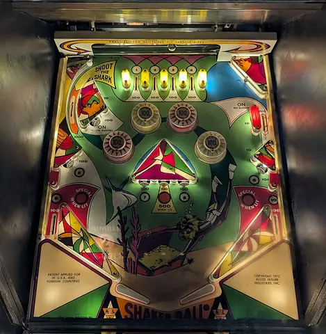 Sea Hunt playfield
