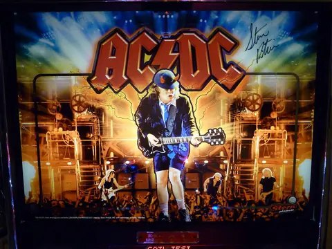 AC/DC (Let There Be Rock LE) backglass