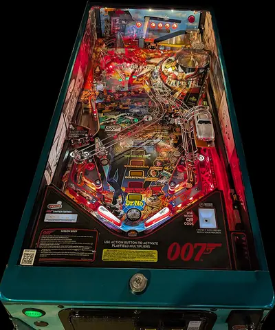 James Bond 007 playfield