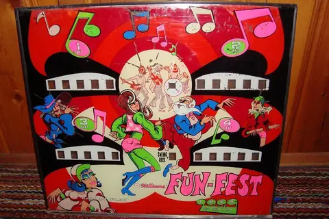 Fun-Fest / Swinger backglass