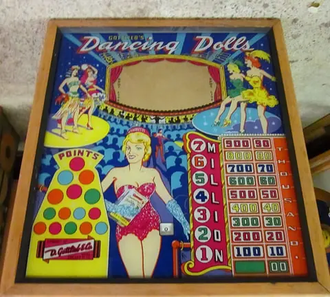 Dancing Dolls backglass