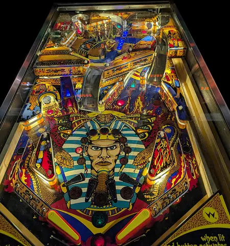 Pharaoh playfield