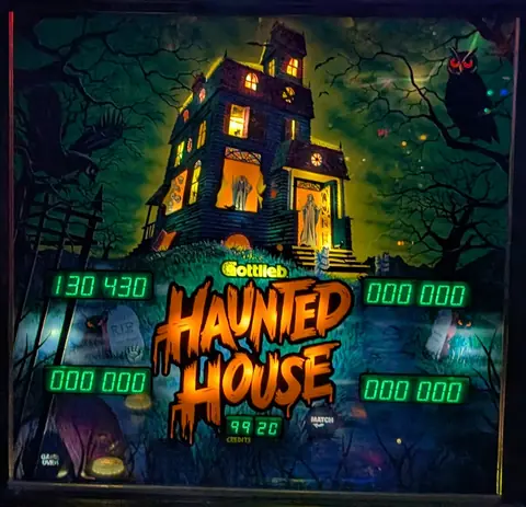 Haunted House backglass