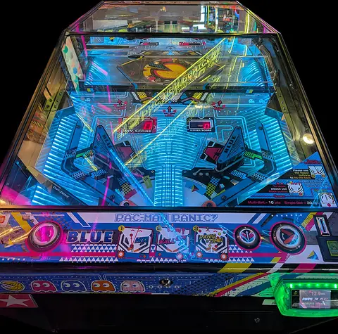 Super Panic Ball playfield