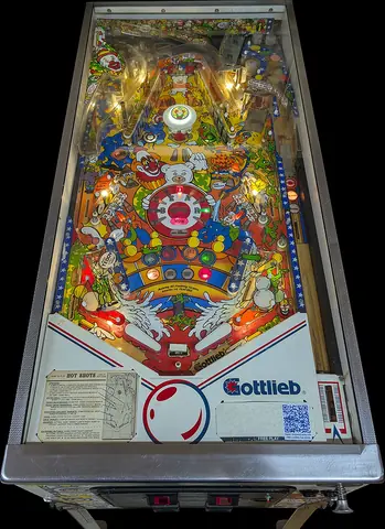 Hot Shots playfield
