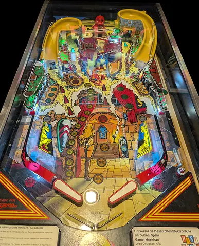 Mephisto playfield